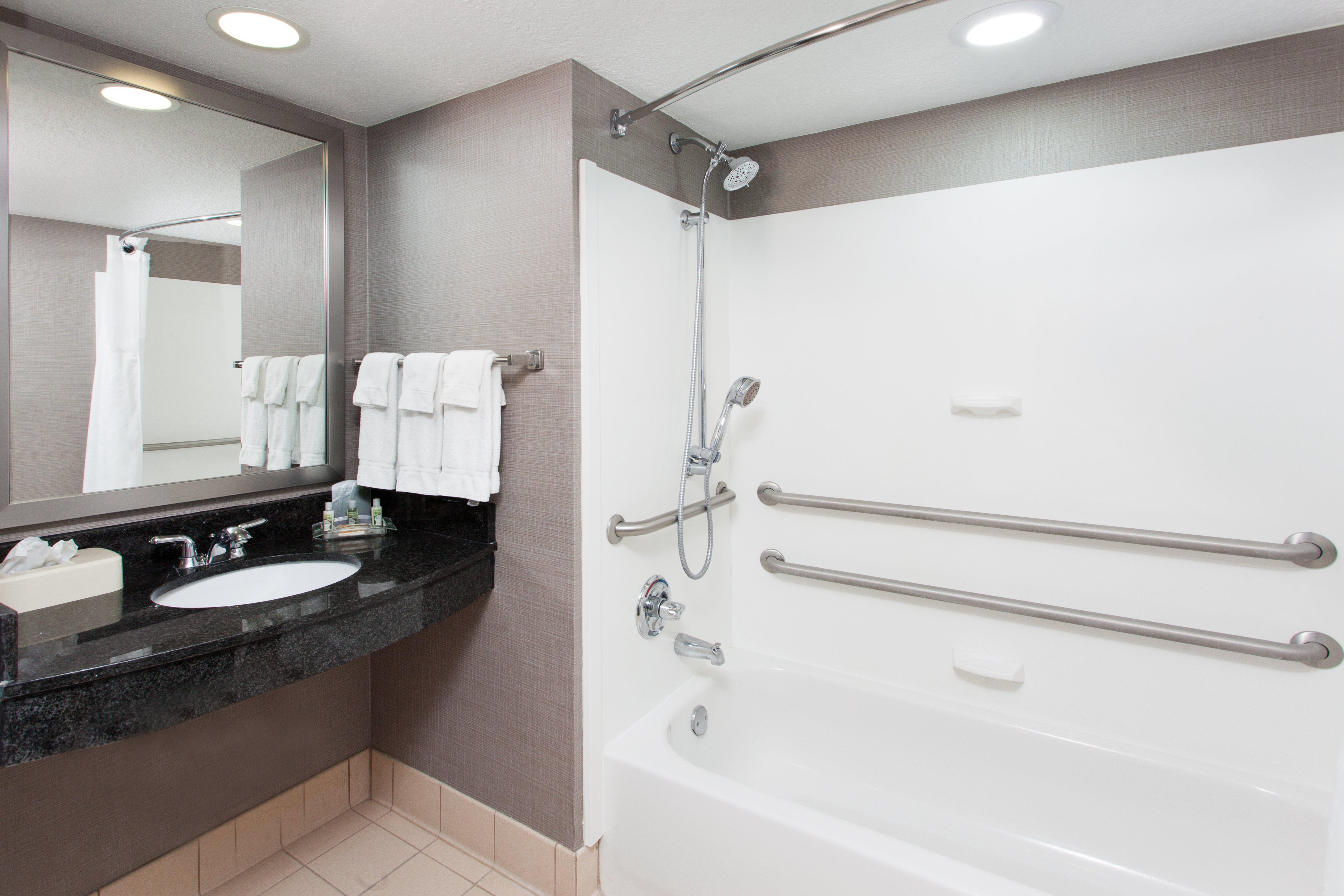 Holiday Inn Brunswick I-95 Extérieur photo